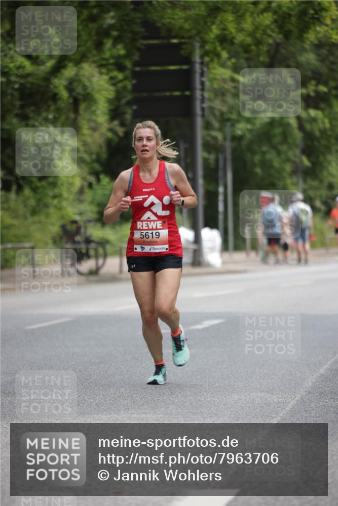 15.06.2025 - REWE Women's Run Jannik Wohlers http://msf.ph/oto/7963706 15.06.2025 09:58:31 Laufen 5619 meine-sportfotos.de