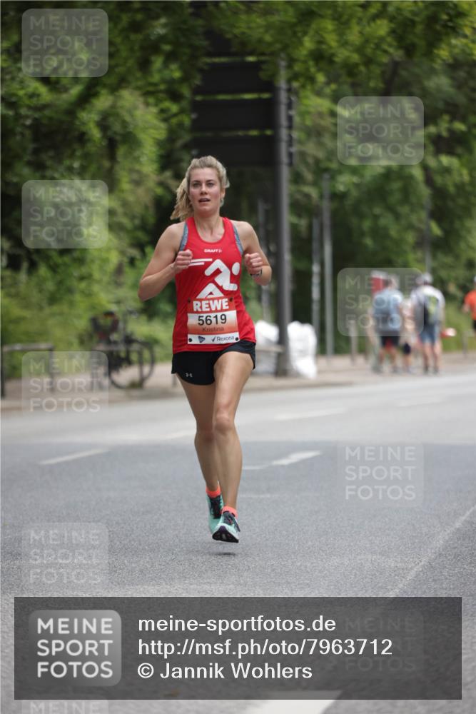 15.06.2025 - REWE Women's Run Jannik Wohlers http://msf.ph/oto/7963712 15.06.2025 09:58:31 Laufen 5619 meine-sportfotos.de