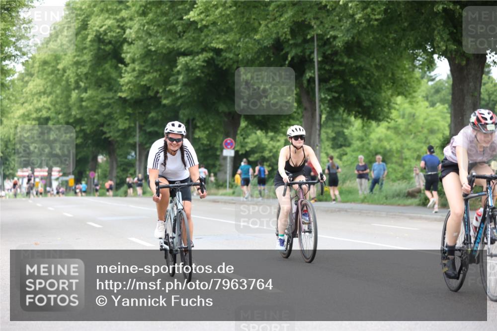 15.06.2025 - 7 Türme Triathlon Yannick Fuchs http://msf.ph/oto/7963764 15.06.2025 13:53:34 Radfahren 863, 1046, 1062, 1125 meine-sportfotos.de