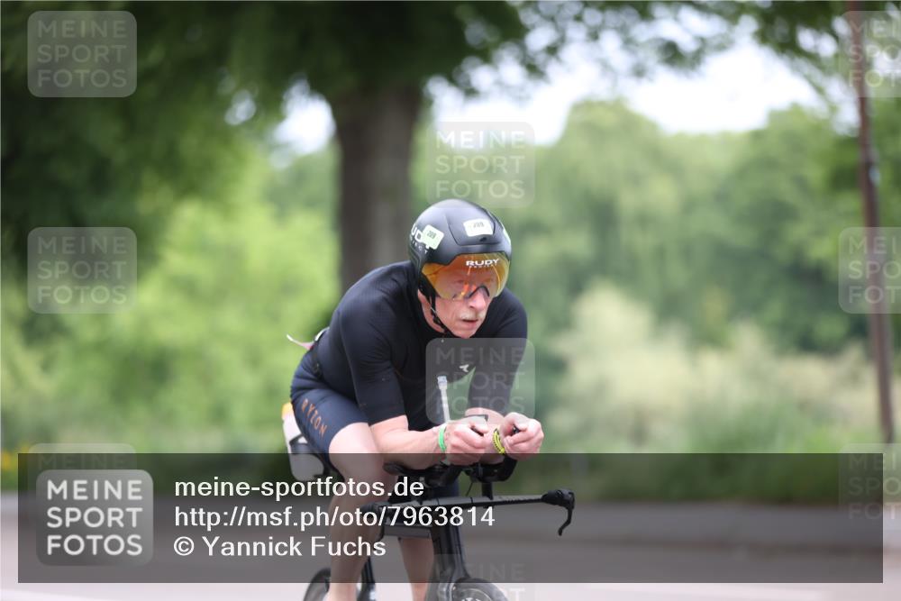 15.06.2025 - 7 Türme Triathlon Yannick Fuchs http://msf.ph/oto/7963814 15.06.2025 11:10:42 Radfahren 220 meine-sportfotos.de