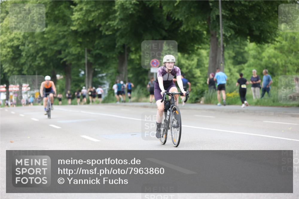 15.06.2025 - 7 Türme Triathlon Yannick Fuchs http://msf.ph/oto/7963860 15.06.2025 13:53:40 Radfahren 1125 meine-sportfotos.de