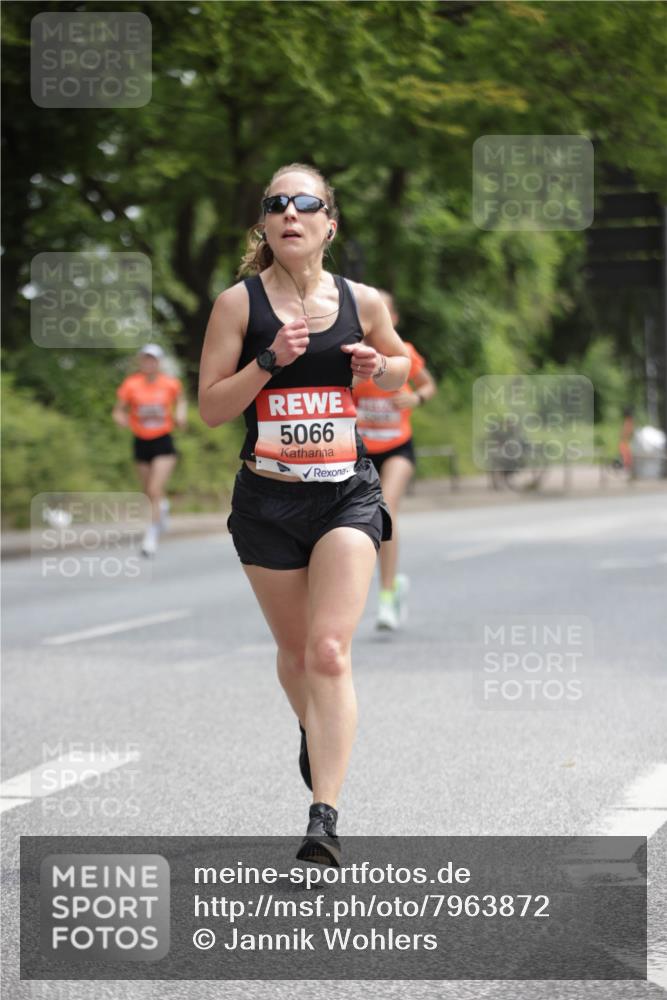 15.06.2025 - REWE Women's Run Jannik Wohlers http://msf.ph/oto/7963872 15.06.2025 09:58:42 Laufen 5066 meine-sportfotos.de