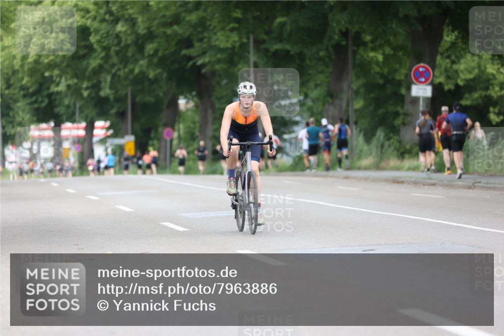 15.06.2025 - 7 Türme Triathlon Yannick Fuchs http://msf.ph/oto/7963886 15.06.2025 13:53:41 Radfahren 1125 meine-sportfotos.de