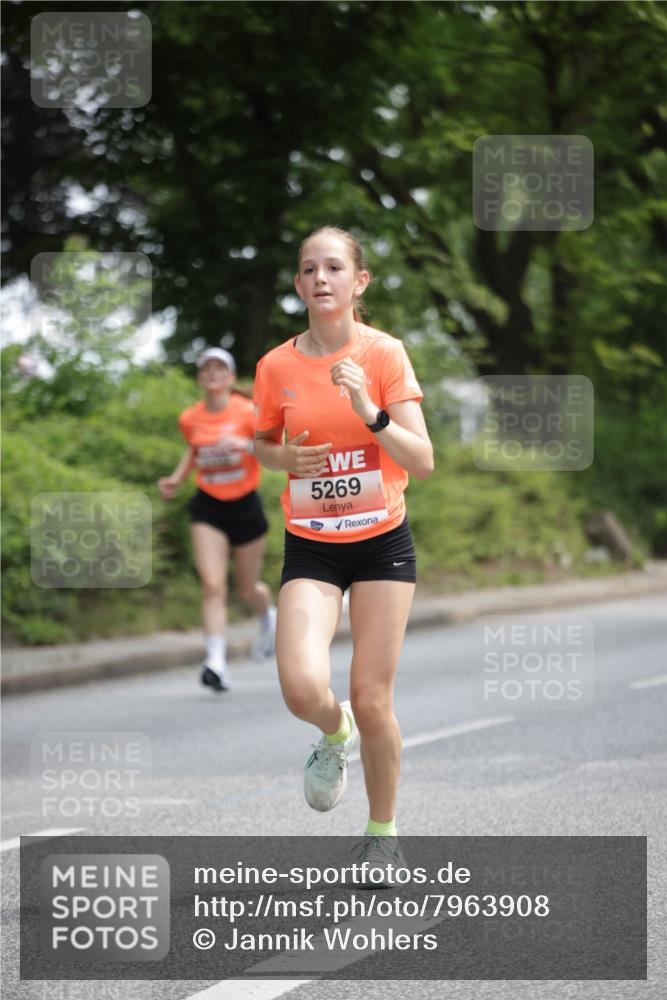 15.06.2025 - REWE Women's Run Jannik Wohlers http://msf.ph/oto/7963908 15.06.2025 09:58:44 Laufen 5269 meine-sportfotos.de