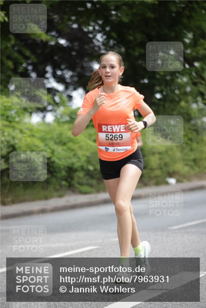 15.06.2025 - REWE Women's Run Jannik Wohlers http://msf.ph/oto/7963931 15.06.2025 09:58:45 Laufen 5269 meine-sportfotos.de