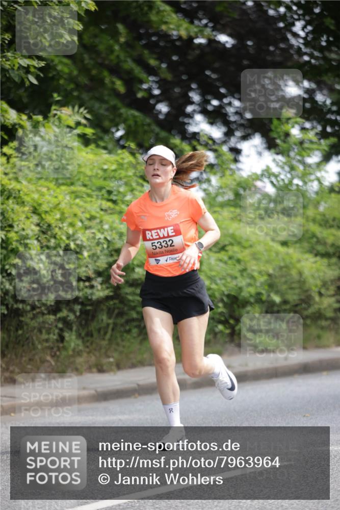 15.06.2025 - REWE Women's Run Jannik Wohlers http://msf.ph/oto/7963964 15.06.2025 09:58:46 Laufen 5332 meine-sportfotos.de