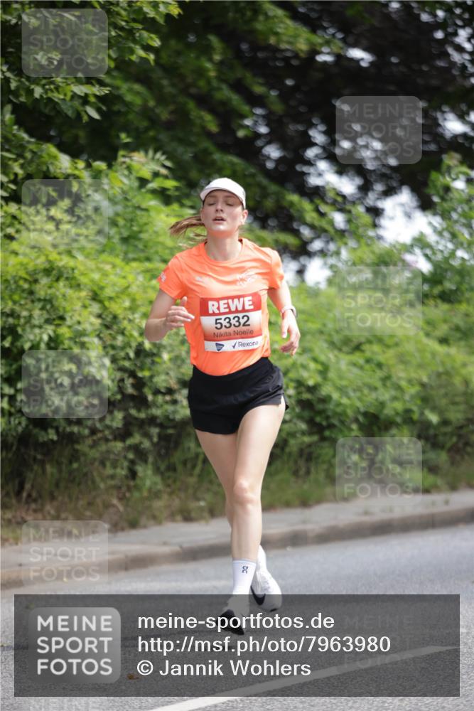 15.06.2025 - REWE Women's Run Jannik Wohlers http://msf.ph/oto/7963980 15.06.2025 09:58:46 Laufen 5332, 20 meine-sportfotos.de