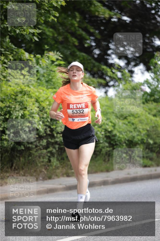 15.06.2025 - REWE Women's Run Jannik Wohlers http://msf.ph/oto/7963982 15.06.2025 09:58:47 Laufen 5332, 90 meine-sportfotos.de