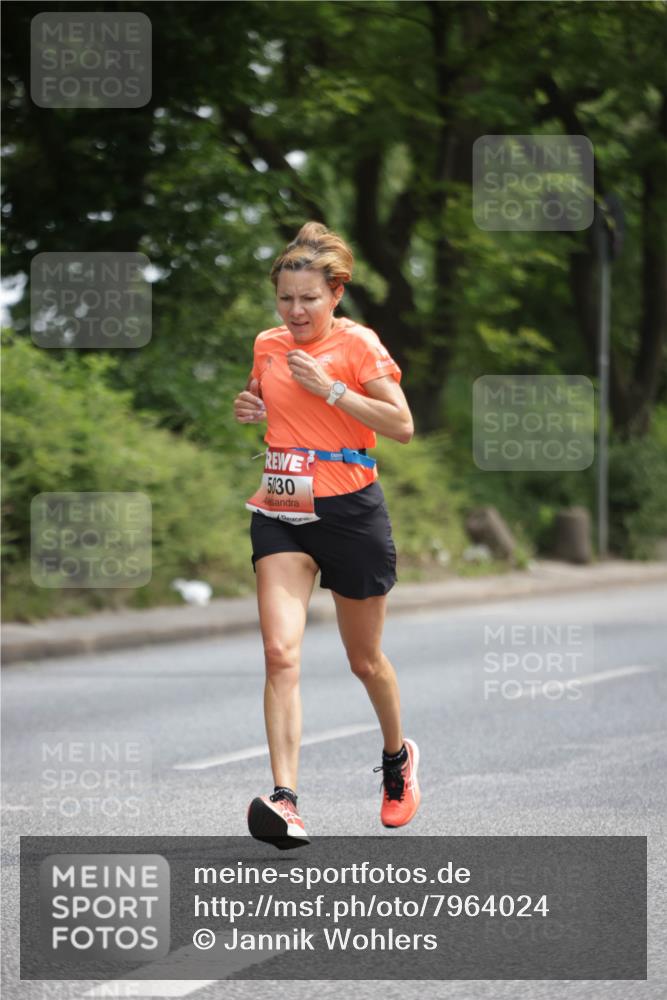 15.06.2025 - REWE Women's Run Jannik Wohlers http://msf.ph/oto/7964024 15.06.2025 09:58:48 Laufen 5030 meine-sportfotos.de