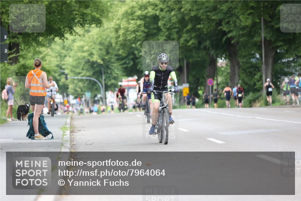 15.06.2025 - 7 Türme Triathlon Yannick Fuchs http://msf.ph/oto/7964064 15.06.2025 13:54:12 Radfahren 829, 1173, 1192 meine-sportfotos.de