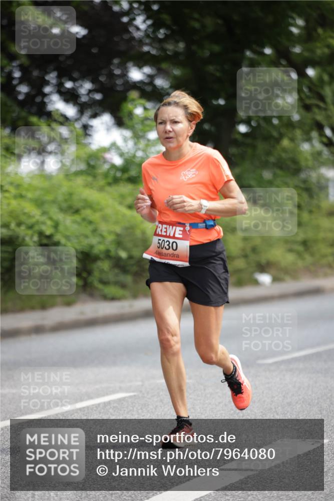 15.06.2025 - REWE Women's Run Jannik Wohlers http://msf.ph/oto/7964080 15.06.2025 09:58:49 Laufen 5030 meine-sportfotos.de