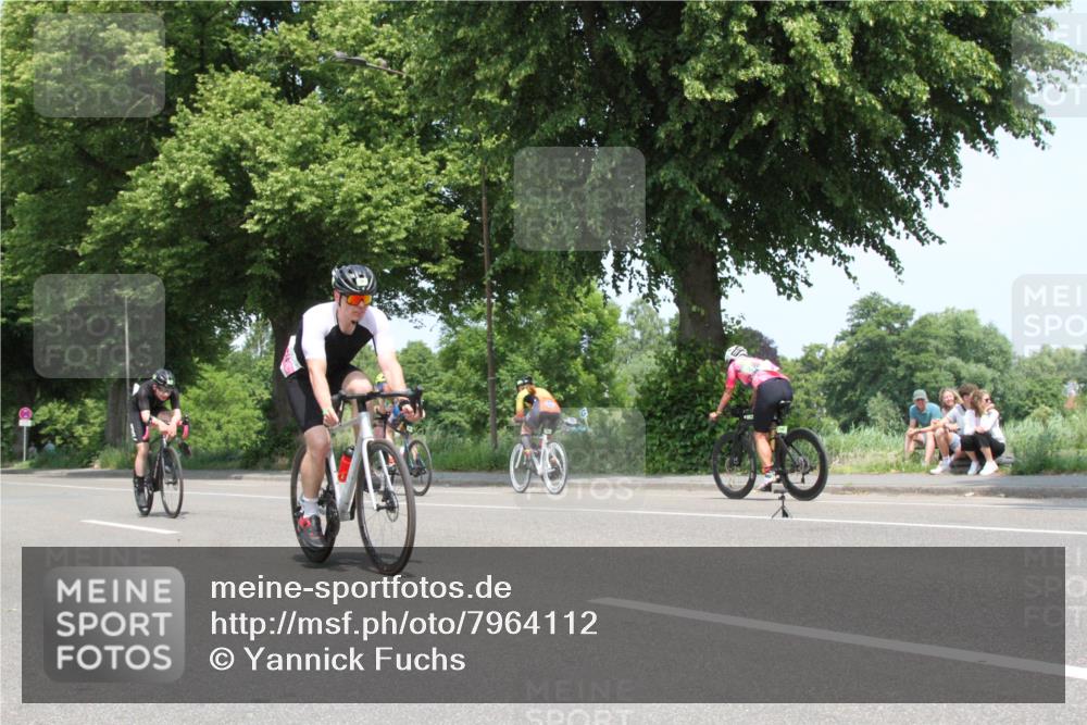 15.06.2025 - 7 Türme Triathlon Yannick Fuchs http://msf.ph/oto/7964112 15.06.2025 12:55:20 Radfahren  meine-sportfotos.de