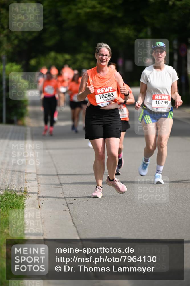 15.06.2025 - REWE Women's Run Dr. Thomas Lammeyer http://msf.ph/oto/7964130 15.06.2025 09:52:38 Laufen 10093, 61, 10799 meine-sportfotos.de
