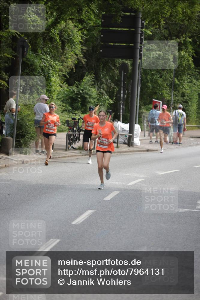 15.06.2025 - REWE Women's Run Jannik Wohlers http://msf.ph/oto/7964131 15.06.2025 09:59:10 Laufen 5397, 5133, 5660 meine-sportfotos.de