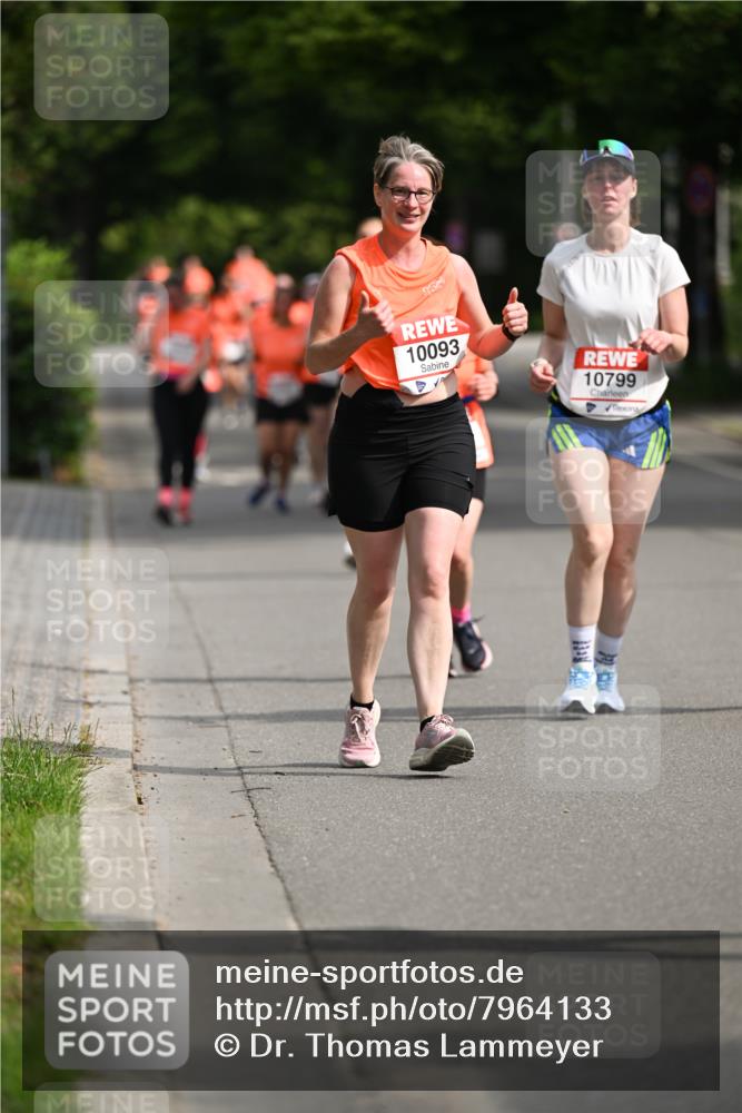 15.06.2025 - REWE Women's Run Dr. Thomas Lammeyer http://msf.ph/oto/7964133 15.06.2025 09:52:38 Laufen 10093, 10799 meine-sportfotos.de