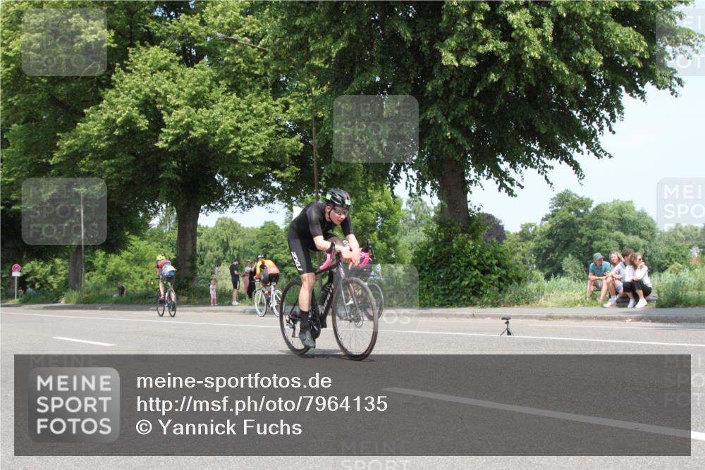 15.06.2025 - 7 Türme Triathlon Yannick Fuchs http://msf.ph/oto/7964135 15.06.2025 12:55:20 Radfahren  meine-sportfotos.de