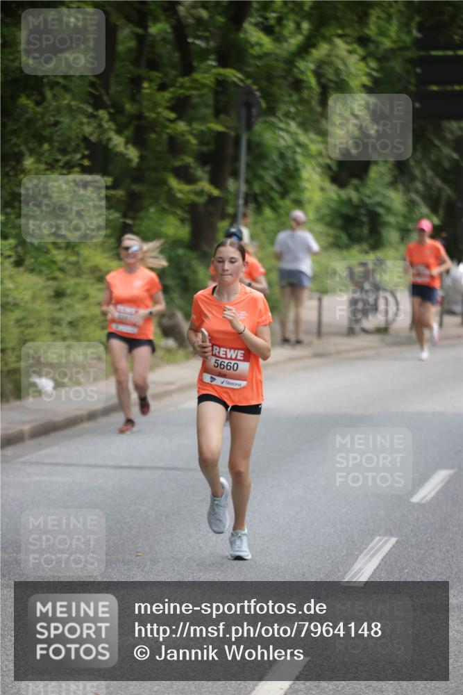 15.06.2025 - REWE Women's Run Jannik Wohlers http://msf.ph/oto/7964148 15.06.2025 09:59:14 Laufen 5660 meine-sportfotos.de