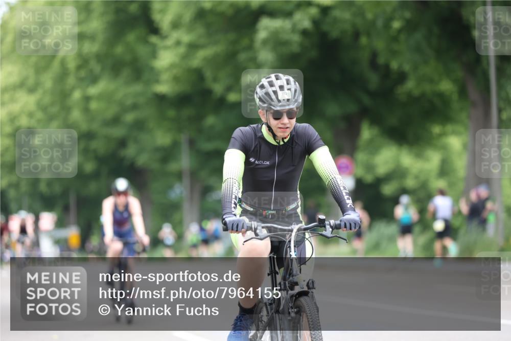 15.06.2025 - 7 Türme Triathlon Yannick Fuchs http://msf.ph/oto/7964155 15.06.2025 13:54:15 Radfahren 1015, 1173 meine-sportfotos.de