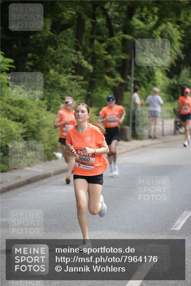 15.06.2025 - REWE Women's Run Jannik Wohlers http://msf.ph/oto/7964176 15.06.2025 09:59:14 Laufen 5660 meine-sportfotos.de