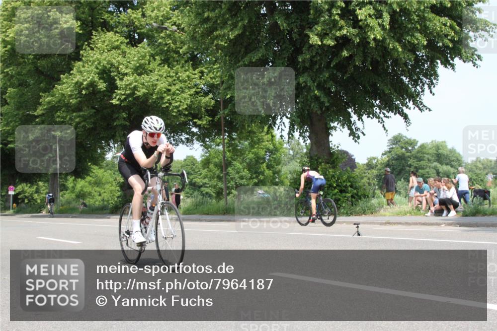 15.06.2025 - 7 Türme Triathlon Yannick Fuchs http://msf.ph/oto/7964187 15.06.2025 12:55:51 Radfahren  meine-sportfotos.de
