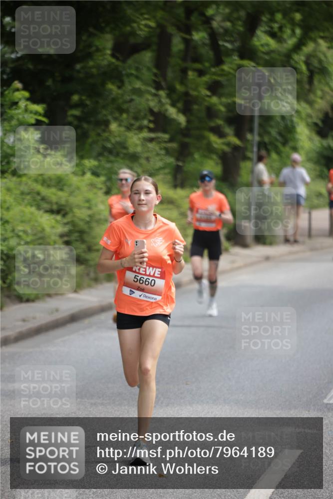 15.06.2025 - REWE Women's Run Jannik Wohlers http://msf.ph/oto/7964189 15.06.2025 09:59:15 Laufen 5660 meine-sportfotos.de