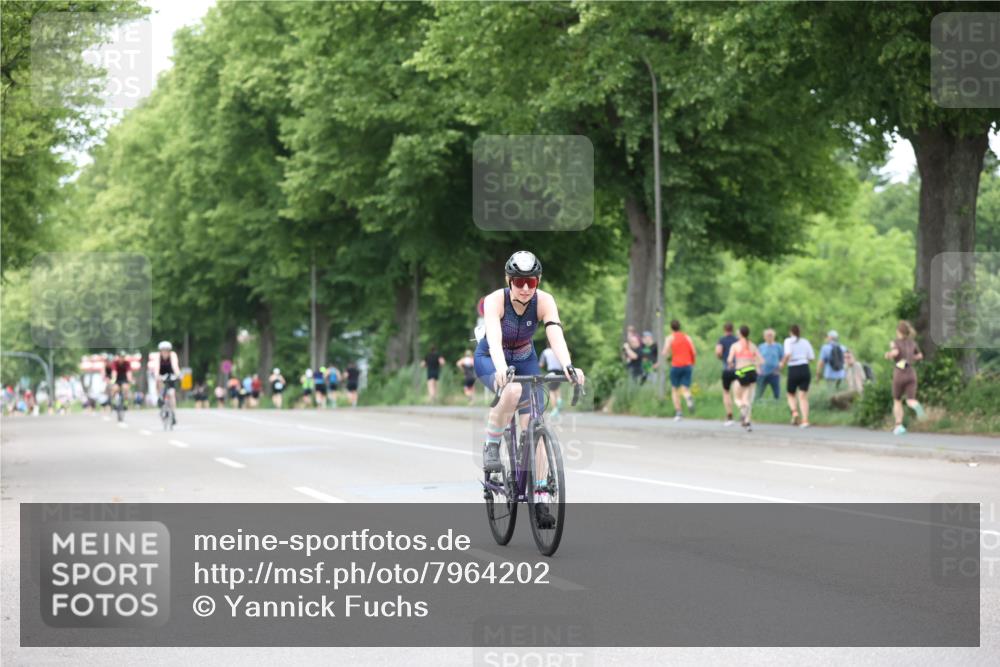 15.06.2025 - 7 Türme Triathlon Yannick Fuchs http://msf.ph/oto/7964202 15.06.2025 13:54:16 Radfahren 1015, 1173 meine-sportfotos.de