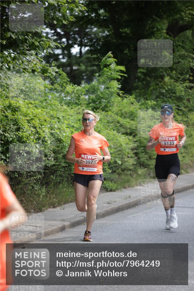 15.06.2025 - REWE Women's Run Jannik Wohlers http://msf.ph/oto/7964249 15.06.2025 09:59:17 Laufen 397, 5133 meine-sportfotos.de