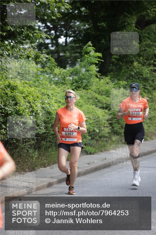 15.06.2025 - REWE Women's Run Jannik Wohlers http://msf.ph/oto/7964253 15.06.2025 09:59:17 Laufen 5397, 5133 meine-sportfotos.de