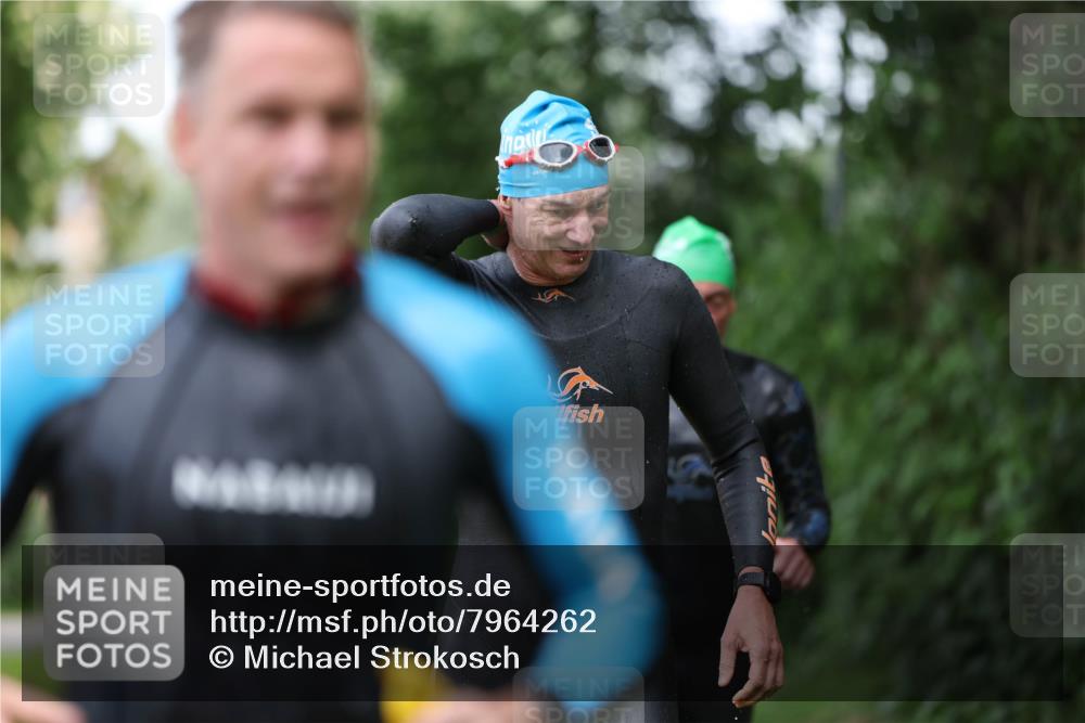 15.06.2025 - 7 Türme Triathlon Michael Strokosch http://msf.ph/oto/7964262 15.06.2025 12:17:04 Schwimmen 389, 451, 530, 609, 622, 679 meine-sportfotos.de