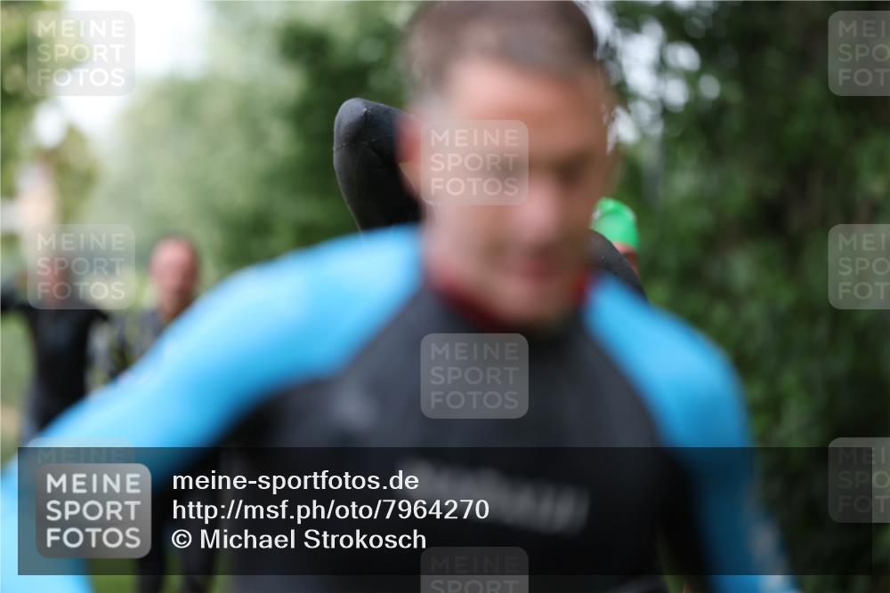 15.06.2025 - 7 Türme Triathlon Michael Strokosch http://msf.ph/oto/7964270 15.06.2025 12:17:04 Schwimmen 389, 451, 530, 609, 622, 679 meine-sportfotos.de