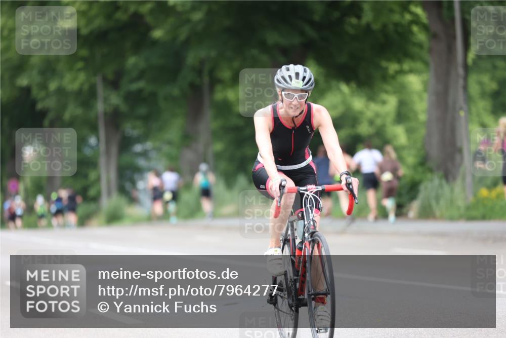 15.06.2025 - 7 Türme Triathlon Yannick Fuchs http://msf.ph/oto/7964277 15.06.2025 13:54:23 Radfahren 533, 1015 meine-sportfotos.de