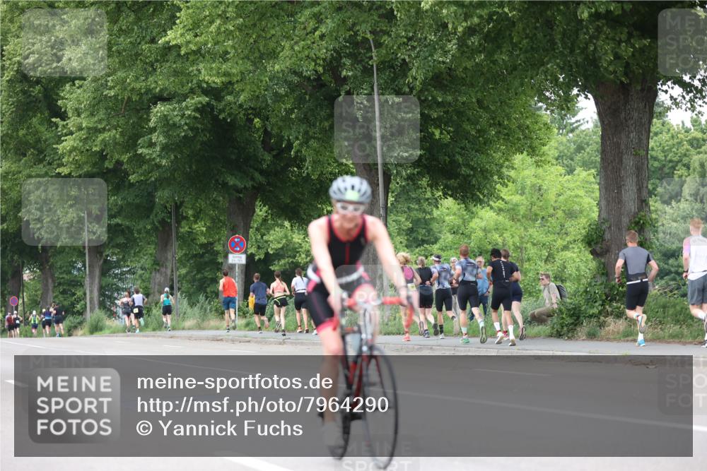 15.06.2025 - 7 Türme Triathlon Yannick Fuchs http://msf.ph/oto/7964290 15.06.2025 13:54:23 Radfahren 533, 1015 meine-sportfotos.de