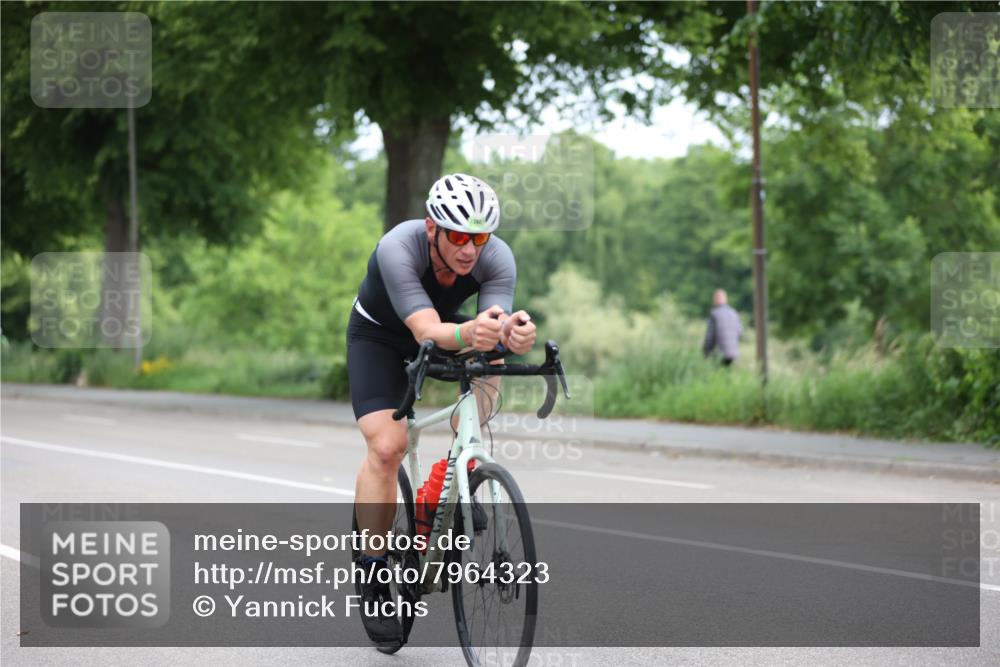 15.06.2025 - 7 Türme Triathlon Yannick Fuchs http://msf.ph/oto/7964323 15.06.2025 11:11:36 Radfahren 254 meine-sportfotos.de