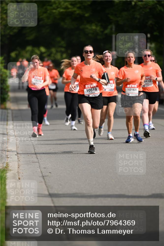 15.06.2025 - REWE Women's Run Dr. Thomas Lammeyer http://msf.ph/oto/7964369 15.06.2025 09:52:47 Laufen 10018, 10519, 112, 10161, 0412 meine-sportfotos.de