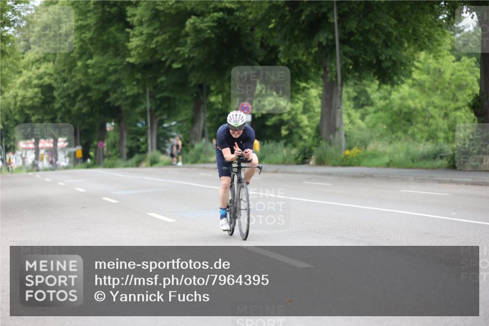 15.06.2025 - 7 Türme Triathlon Yannick Fuchs http://msf.ph/oto/7964395 15.06.2025 11:11:46 Radfahren 292 meine-sportfotos.de