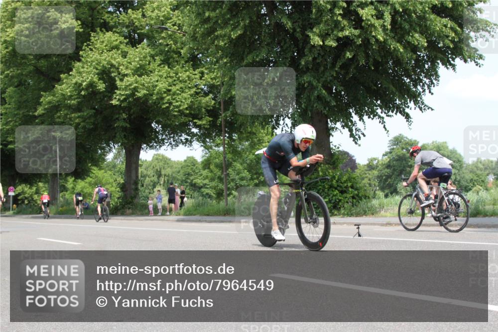 15.06.2025 - 7 Türme Triathlon Yannick Fuchs http://msf.ph/oto/7964549 15.06.2025 12:59:00 Radfahren  meine-sportfotos.de