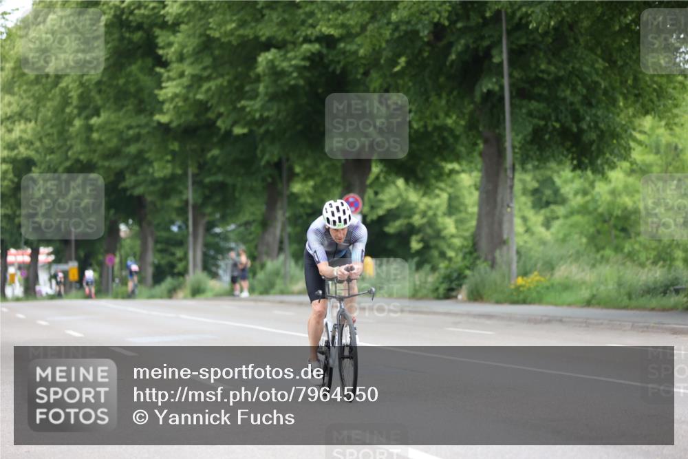 15.06.2025 - 7 Türme Triathlon Yannick Fuchs http://msf.ph/oto/7964550 15.06.2025 11:12:29 Radfahren 317 meine-sportfotos.de