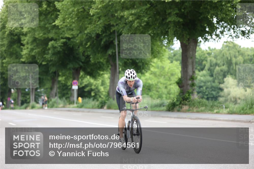 15.06.2025 - 7 Türme Triathlon Yannick Fuchs http://msf.ph/oto/7964561 15.06.2025 11:12:30 Radfahren 317 meine-sportfotos.de