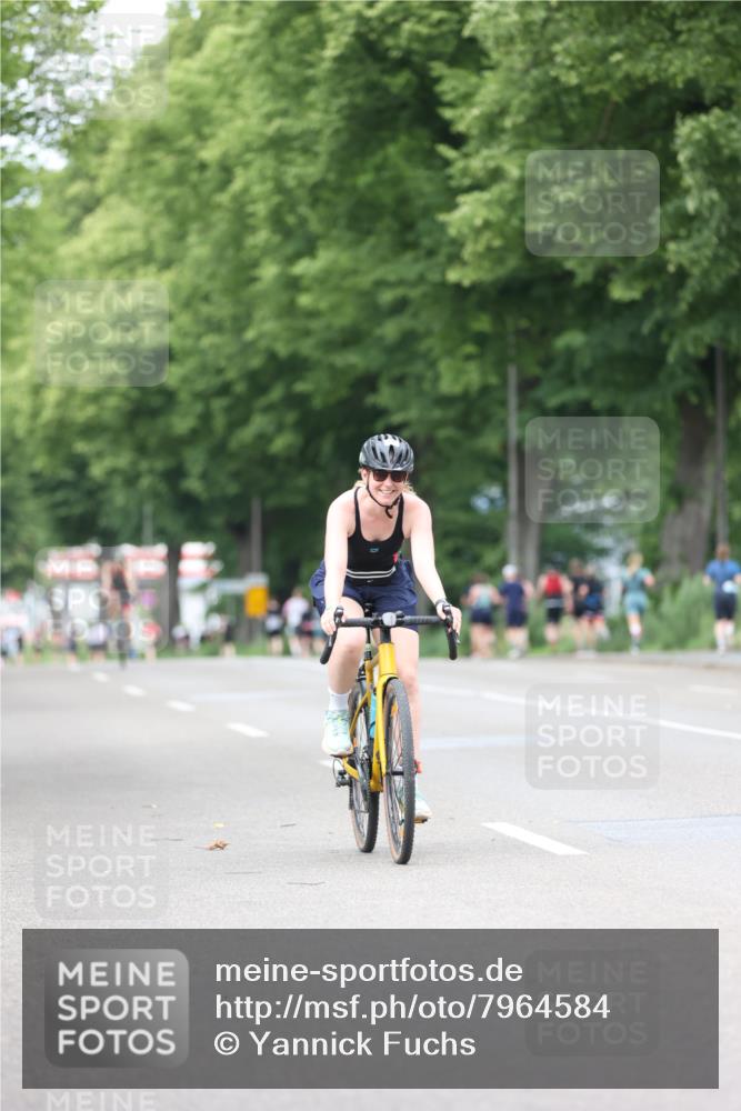 15.06.2025 - 7 Türme Triathlon Yannick Fuchs http://msf.ph/oto/7964584 15.06.2025 13:55:23 Radfahren 728 meine-sportfotos.de