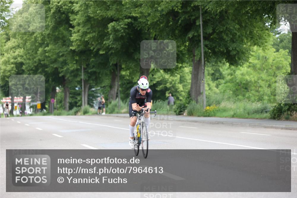 15.06.2025 - 7 Türme Triathlon Yannick Fuchs http://msf.ph/oto/7964613 15.06.2025 11:12:39 Radfahren 240 meine-sportfotos.de