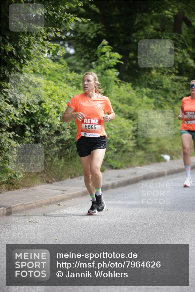15.06.2025 - REWE Women's Run Jannik Wohlers http://msf.ph/oto/7964626 15.06.2025 09:59:40 Laufen 5685 meine-sportfotos.de