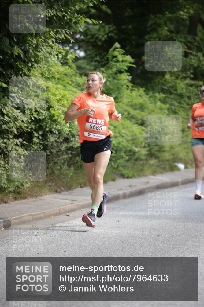 15.06.2025 - REWE Women's Run Jannik Wohlers http://msf.ph/oto/7964633 15.06.2025 09:59:40 Laufen 5685 meine-sportfotos.de