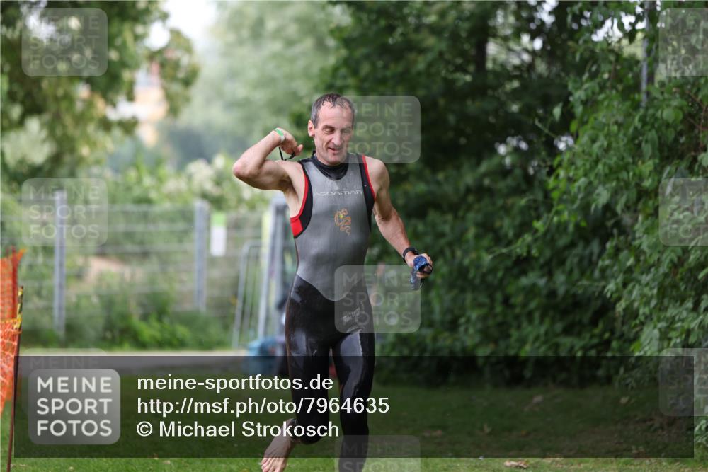 15.06.2025 - 7 Türme Triathlon Michael Strokosch http://msf.ph/oto/7964635 15.06.2025 12:17:38 Schwimmen 371, 424, 445, 540, 591, 628, 661, 672 meine-sportfotos.de