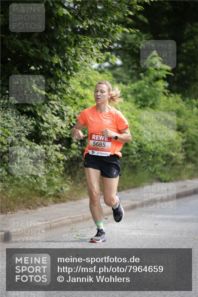15.06.2025 - REWE Women's Run Jannik Wohlers http://msf.ph/oto/7964659 15.06.2025 09:59:41 Laufen 5685 meine-sportfotos.de