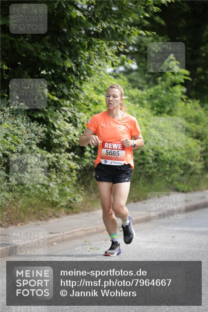 15.06.2025 - REWE Women's Run Jannik Wohlers http://msf.ph/oto/7964667 15.06.2025 09:59:41 Laufen 5685 meine-sportfotos.de