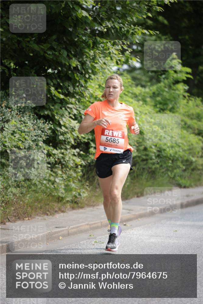 15.06.2025 - REWE Women's Run Jannik Wohlers http://msf.ph/oto/7964675 15.06.2025 09:59:41 Laufen 5685 meine-sportfotos.de