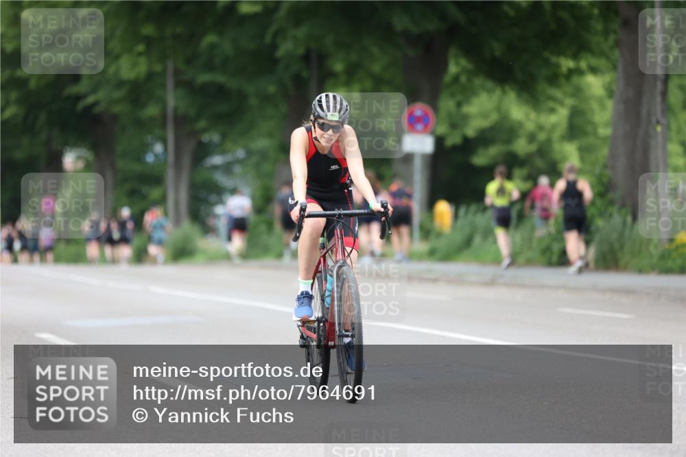 15.06.2025 - 7 Türme Triathlon Yannick Fuchs http://msf.ph/oto/7964691 15.06.2025 13:55:29 Radfahren  meine-sportfotos.de