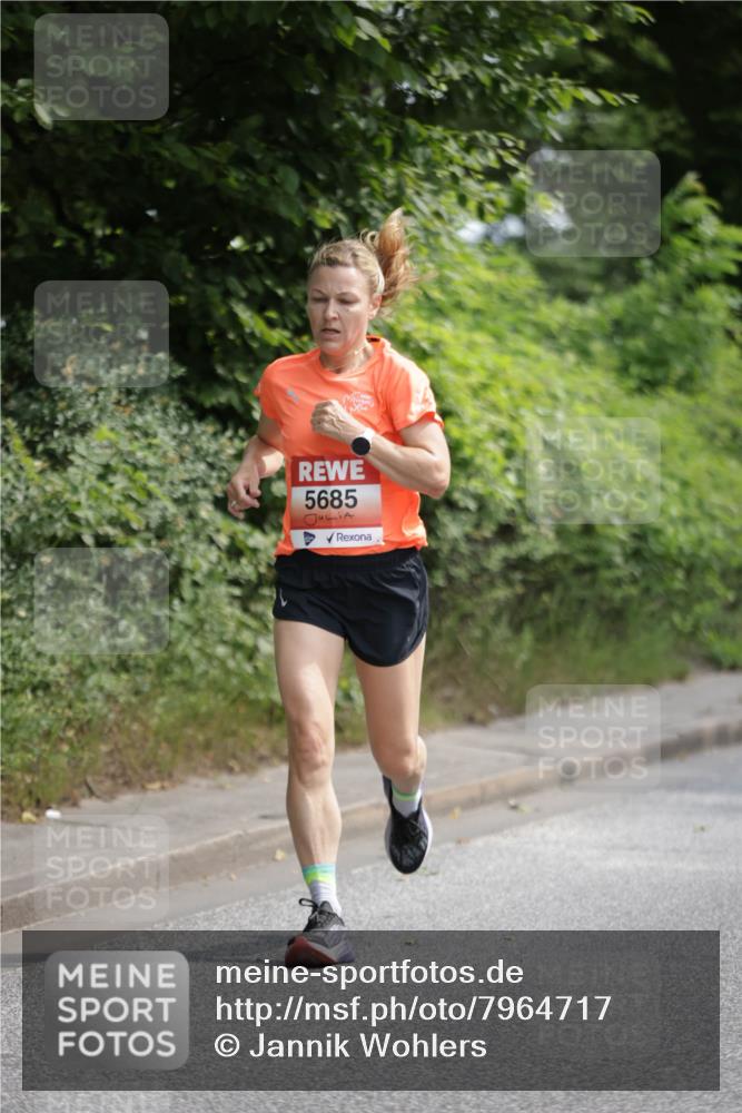 15.06.2025 - REWE Women's Run Jannik Wohlers http://msf.ph/oto/7964717 15.06.2025 09:59:42 Laufen 5685 meine-sportfotos.de