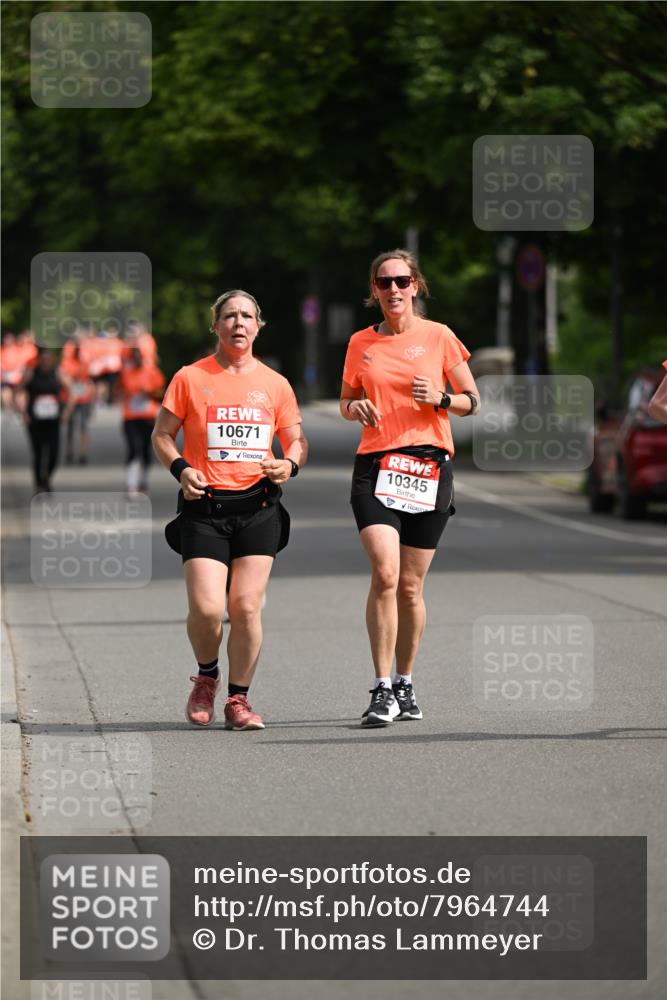 15.06.2025 - REWE Women's Run Dr. Thomas Lammeyer http://msf.ph/oto/7964744 15.06.2025 09:53:00 Laufen 10671, 10345 meine-sportfotos.de