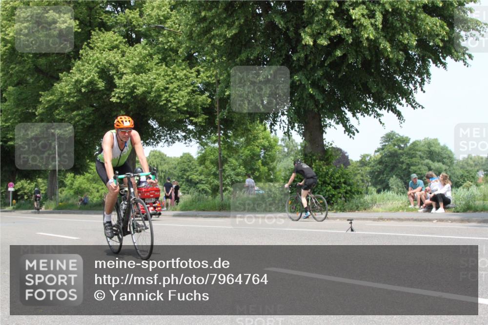 15.06.2025 - 7 Türme Triathlon Yannick Fuchs http://msf.ph/oto/7964764 15.06.2025 13:00:46 Radfahren  meine-sportfotos.de